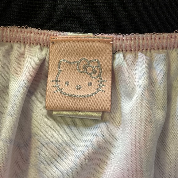 Hello Kitty Girls XL Skirt. Preowned. - Picture 6 of 8